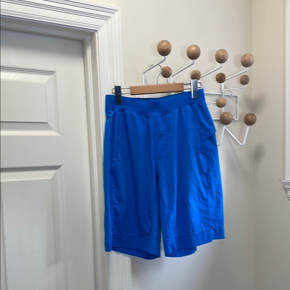 Lululemon - Classic Athletic Shorts - Blue - S